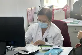 更年期，一会儿潮热，一会儿出汗，心烦意乱，其实这是“好事”图片
