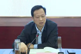 4天前主持会议的湘阴县委书记李镇江，被查（附简历）图片