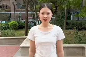 解清帅又哭了！在开业之前，一家人送上祝福语，网友：哭着看完的图片