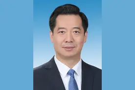 中央批准：李耀光任江苏省委常委图片