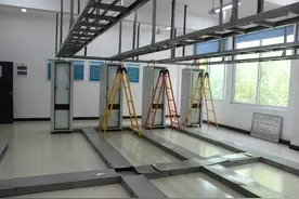重庆电讯职业学院——厚德为人 砺能立身图片