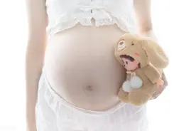 肚子圆就是女孩，肚子尖就是男孩？真是这样吗，你是否被它迷惑过图片