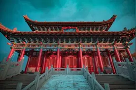 故宫为何要在5点关门？每年用60吨猪血镇邪？背后的真相是什么图片