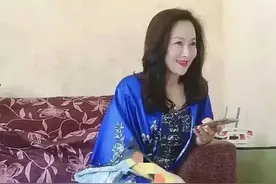 丈母娘50岁，风韵犹存图片
