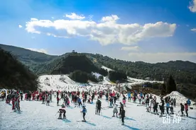 到贵州过大年丨来六盘水，玩南国滑雪、游三线博物馆，还有美味烙锅图片