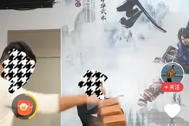 朋友们，看过妙峰寸拳打假以后你们还相信寸拳能真的打开砖吗？图片