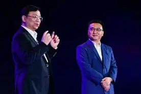 王传福：少年失去双亲，嫂子卖嫁妆凑学费，今身价百亿不忘兄嫂图片
