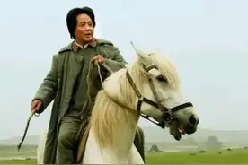 扮演“毛主席”演员王霙因意外去世，一生都在扮演伟人，令人痛心图片
