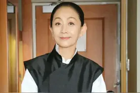 看了陈瑾和奚美娟近照，才知道不医美、不过度装扮，自然老去真美图片