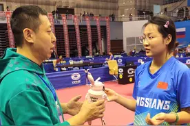 共同追逐“白色精灵”！乒乓球爱好者和专业选手齐聚佳木斯图片