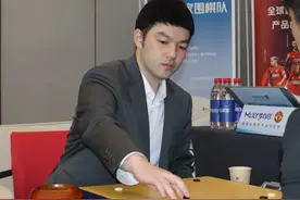 率先拿到赛点！重庆棋手李轩豪冲击职业生涯首个世界冠军图片