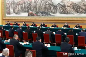 民营企业家座谈会：以信心与创新开启发展新篇章。​图片