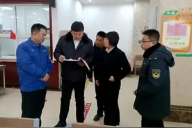 太原市万柏林区：区级领导深入王化街道慰问低保党员图片