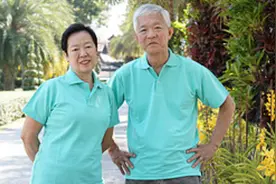 初中表妹情窦初开，肚子有了反应，最后怀孕快瞒不住了才坦白图片