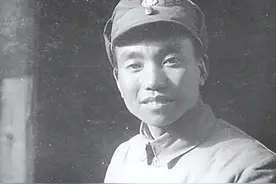 1958年军委扩大会议，聂帅为何点名批评老部下萧克？图片