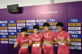 中国队刷新男子4×400米接力全国纪录图片