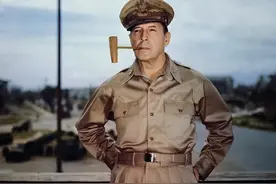1962年，麦克阿瑟听闻印度对中国开战，一番评论不中听但十分中肯图片
