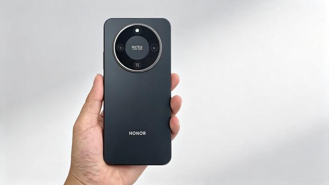 8300mAh电池+80W闪充+IP69K，跌至1317元，这才是“续航王者”
