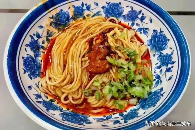 这么近 那么美 漫游官鹅赏山水 | “五一”畅游宕昌，揽尽山水诗意风华
