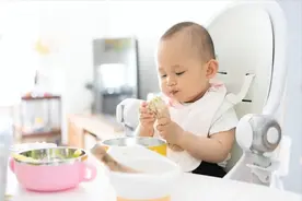 宝宝多大能吃肉？别晚于这个月，注意遵循3个原则，避开5个坑图片