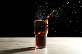 男子心脏骤停 竟因前1天喝了可乐图片