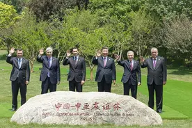 习主席的丝路故事·哈萨克斯坦篇丨新时代丝路故事从这里讲起图片