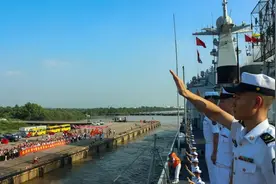中国军舰抵达缅甸，一待就是4天，缅军高度重视，派少将亲自迎接图片