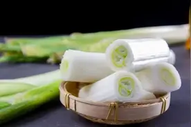 小食材大功效——葱白图片