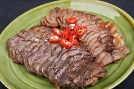 卤牛肉，直接下锅是外行，全程谨记“1腌2泡”，不塞牙特入味图片