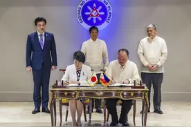 秦安：该行动了，中国政府发布仁爱礁非法“坐滩”军舰的调查报告图片