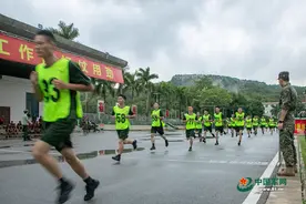 武警广西总队严密组织2023年度夏秋季警士选晋考核图片