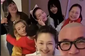 大家注意了，以后如果感冒发烧了，坚决坚决不洗澡。图片