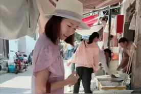 41岁江一燕现状曝光！定居云南小县城结婚养女，街边买菜似普通人图片