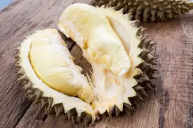 “一个榴莲顶3只鸡”，医生提醒：虽说大补，3类人要少吃，别馋了图片