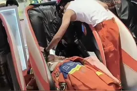 恐怖！按摩椅“吃人”幸得消防员解救，网友爆出内幕后再不敢坐了图片