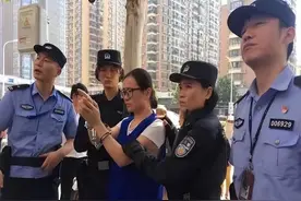 安徽90后黑老大，外表淑女祸害40个家庭，2019年被抓时还在读硕士图片
