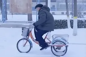 一张北科大院士偷拍照流出，我才知道什么是真正的高贵图片