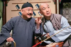 历史上，纪晓岚与和珅谁更厉害？图片