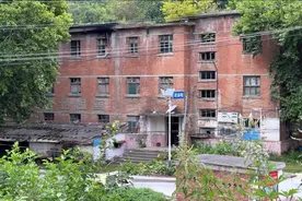 河南南阳军工厂旧址，昔日辉煌军事化管理，如今搬迁辉煌不再图片