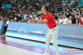 郭士强毫不手软！男篮国家队再淘汰四人，目前大名单只剩17人！图片