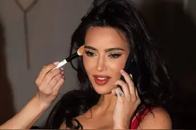Kim Kardashian金卡戴珊最新美图图片