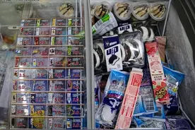 记者走访乌鲁木齐市部分冻品批发市场、街边小店: 今夏难见“雪糕刺客”！5元以下雪糕成消暑宠儿图片