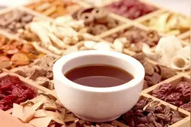 腰酸腿软，体乏无力？是脾肾两虚了，送你一剂还少丹，阴阳双补图片