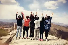 好友聚餐朋友圈文案，闺蜜文案短句高级图片