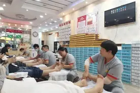 狂揽76亿！开店超8000家，这家隐秘的百亿帝国，正闷声发大财图片