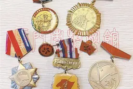 厦门市民捐出母亲抗战遗物，讲述其父母在抗日战争中架起通信“生命线”的故事图片