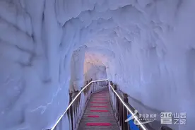 走进云丘山冰洞奇观，探秘大自然的鬼斧神工图片