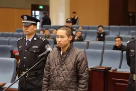 案例：24岁散打冠军王鹏被判死刑，细节公开，法庭上下跪哭喊后悔图片