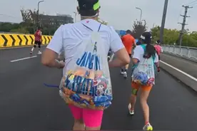 “太过分！”苏州马拉松这对男女选手被曝光，赛事组委会：不会取消比赛成绩图片