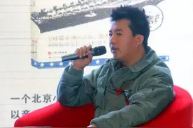北京小伙为加入美籍，在美参军4年，回国见辽宁舰后直言两国差距图片